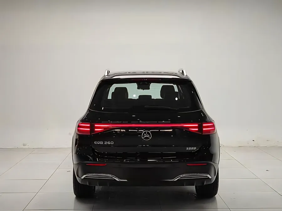 2025 Mercedes-Benz EQB 260