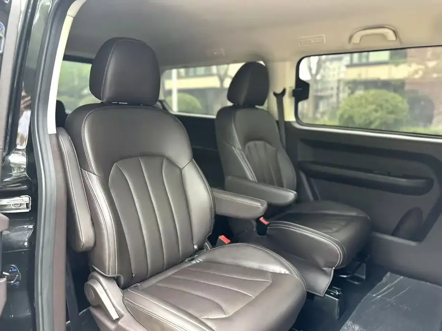 2023 BAW Ace M7 2.0L Automatic Long Wheelbase Business Version 7-Seater 4