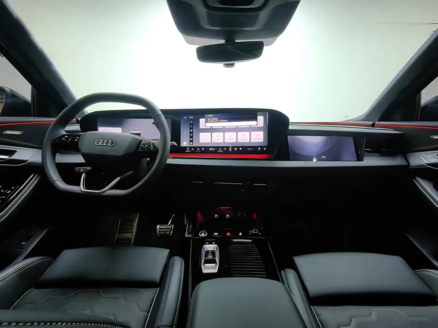 2026 Audi Q6L e-tron Sportback First Edition Pilot 4