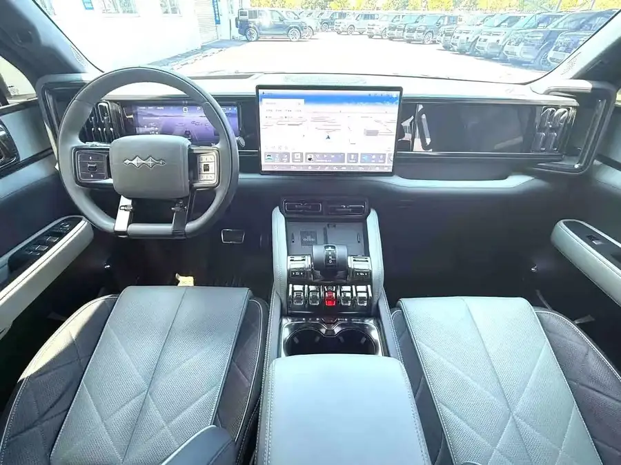 2023 Fangchengbao Leopard 5 Pilot Edition 4