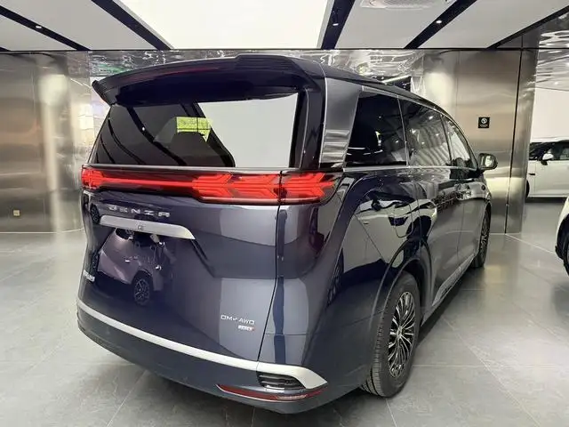 2025 Denza D9 DM-i Smart Driving 1020 4WD Flagship Edition 3