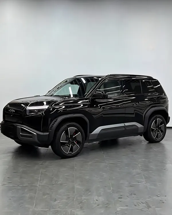 2025 Tan 3 501KM 4WD Ultra Edition