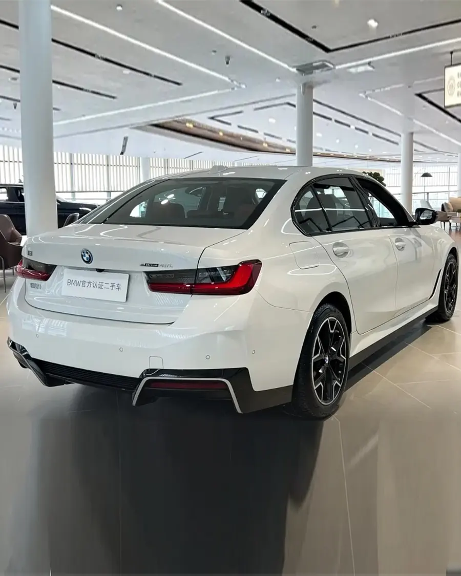 2025 BMW i3 eDrive 40 L M Sport Pro Edition 3
