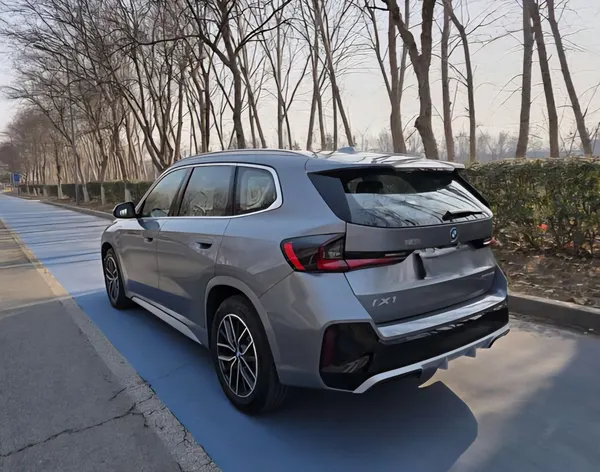 2023 BMW iX1 eDrive25L M Sport Package