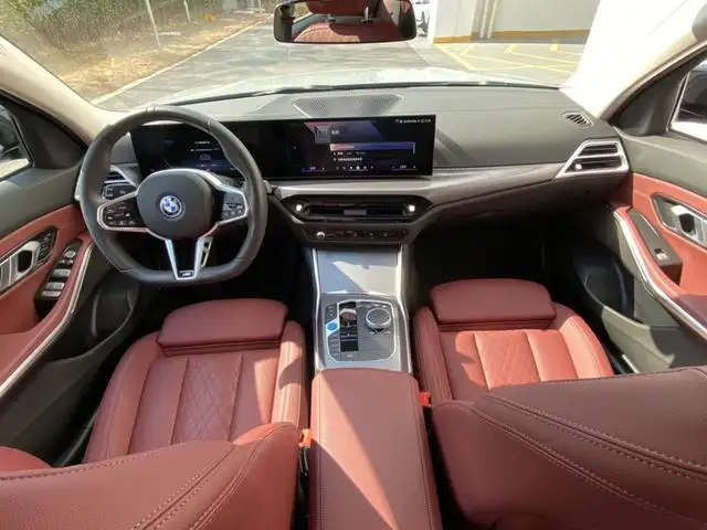 2025 BMW i3 eDrive 40 L Night Edition Package 3