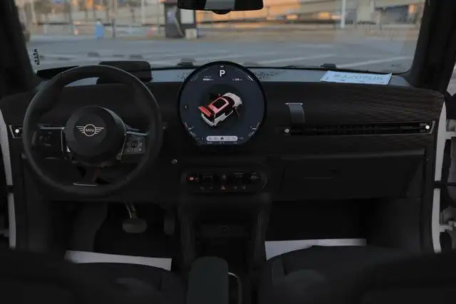 2025 Electric MINI JCW Facelift (John Cooper Works) 4