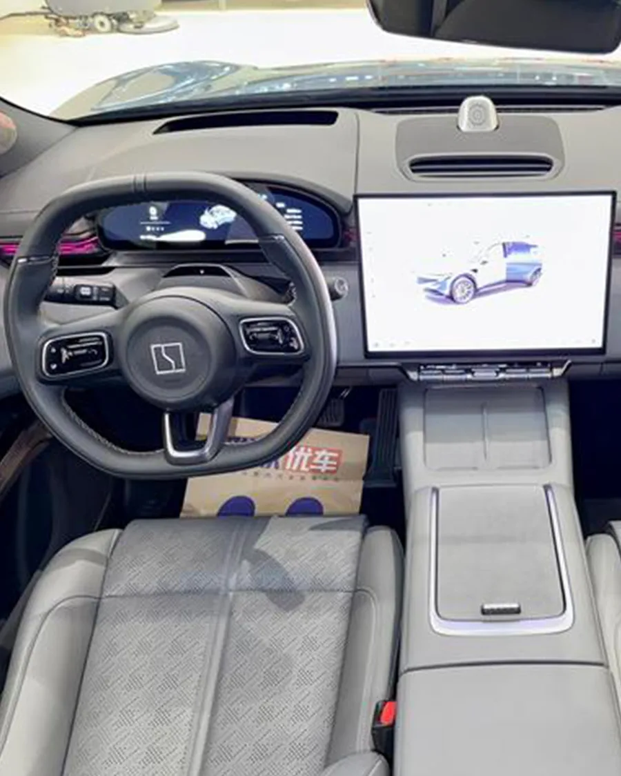 2025 ZEEKR 7X 100kWh Long Range 4WD ADAS Edition 4