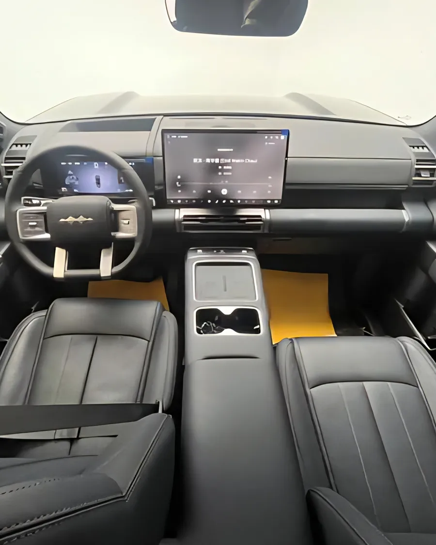 2025 TITAN 7 135KM 2WD Pro Edition 4