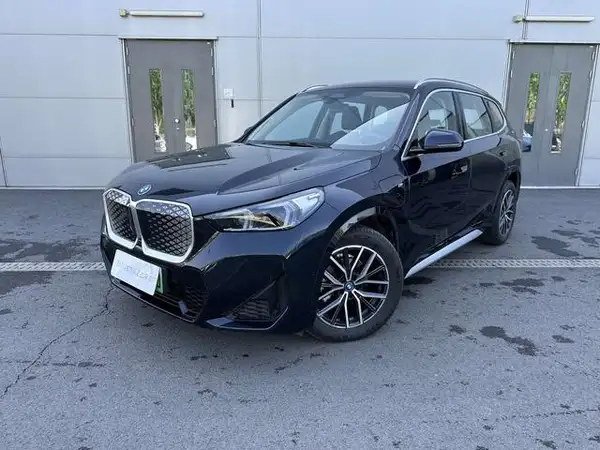 2025 BMW iX1 eDrive25L M Sport Package