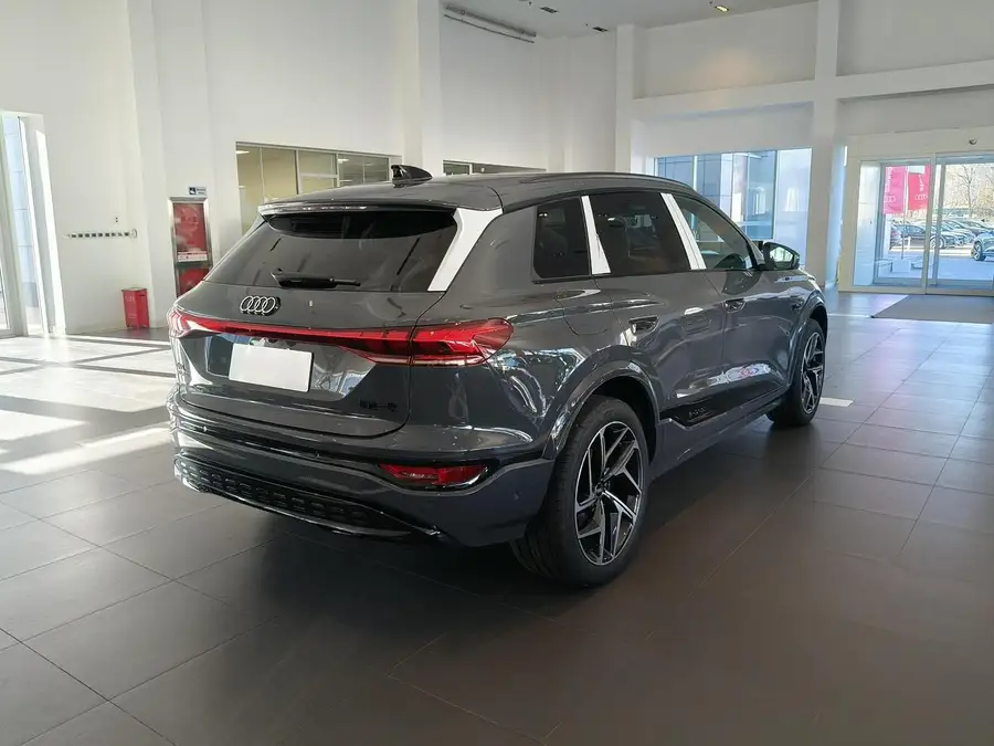 2026 Audi Q6L e-tron Launch Pilot Edition 3