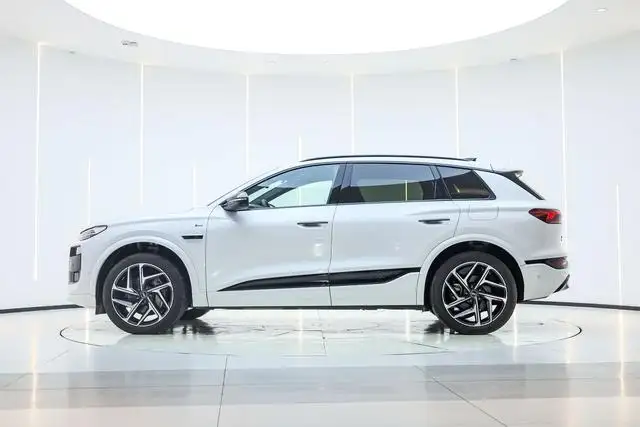 2026 Audi Q6L e-tron Launch Pilot Edition 3