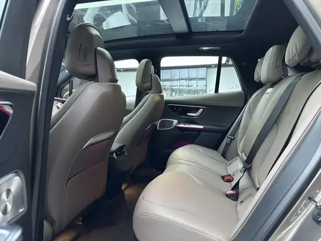 2023 Mercedes-Benz EQE SUV 350 4MATIC Luxury 3