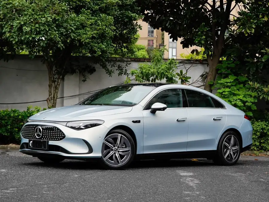 2025 Mercedes‑Benz CLA with EQ Technology 300L Extra‑Long Range Version