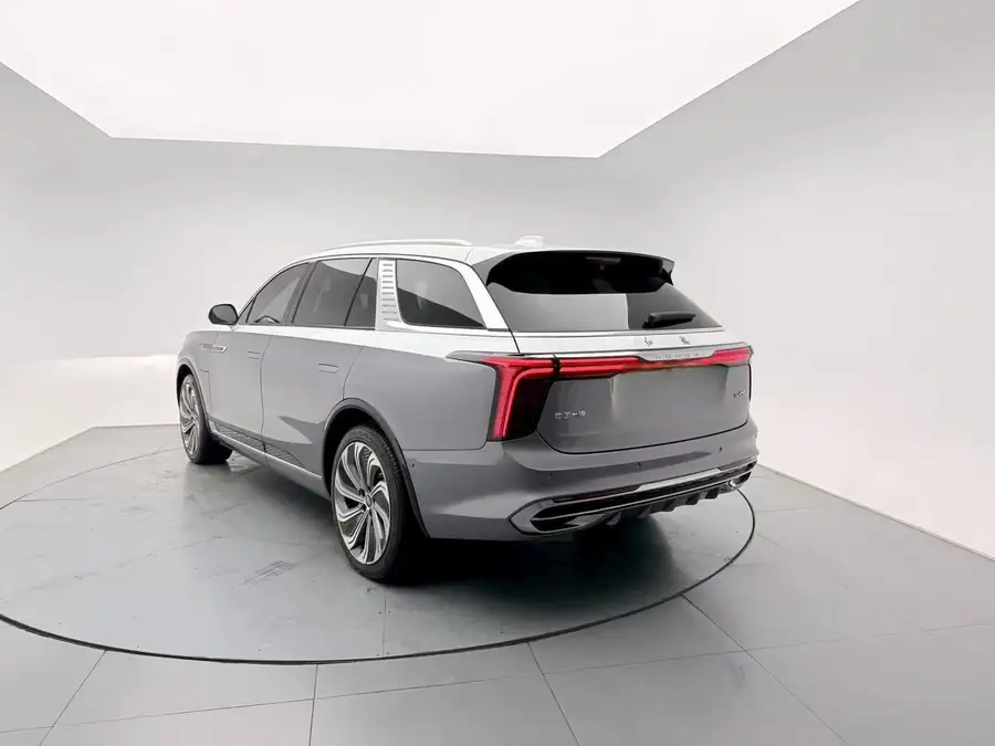 2022 Hongqi E-HS9 660km Flag Leading Edition 4-Seater 3