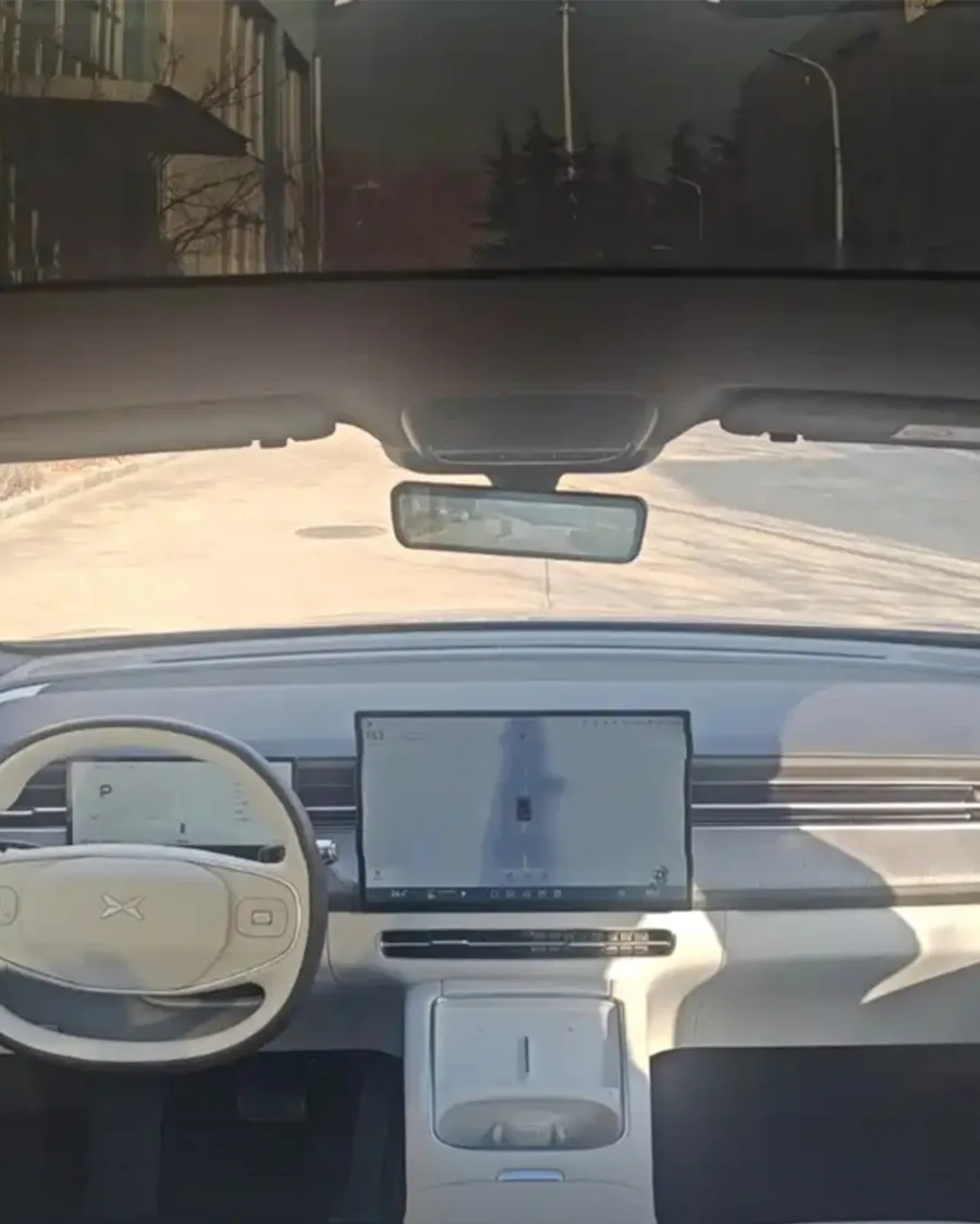 2025 XPeng G6 625 Long Range Max Flagship Edition 3