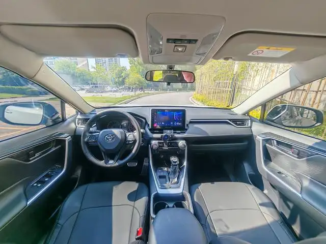 2022 Toyota Wildlander 2.0L CVT 2WD Leading Edition 4