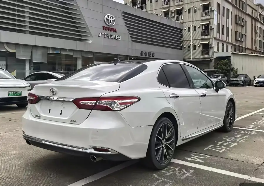 2023 Toyota Camry 2.5G Luxury Edition 3