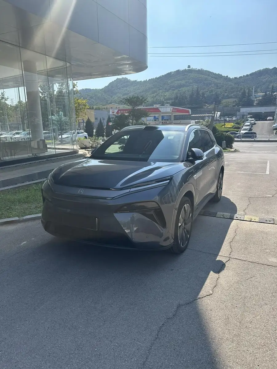 2025 Tang L EV 600KM 4WD LiDAR Flagship Version