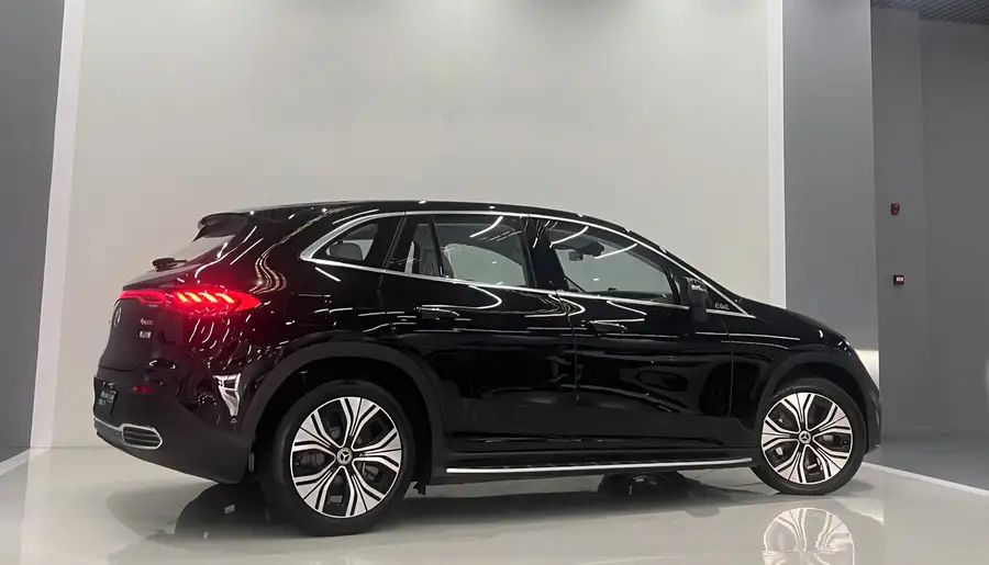 2024 Mercedes-Benz EQE SUV 500 4MATIC Pioneer Edition 2