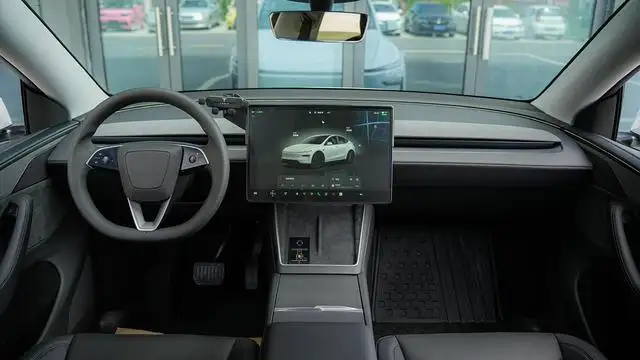 2026 Tesla Model Y Long Range All-Wheel Drive 4