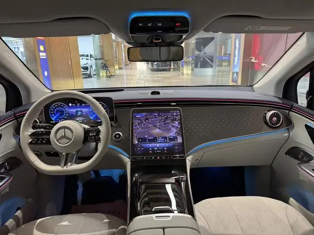 2023 Mercedes-Benz EQE SUV 500 4MATIC Special Edition 2