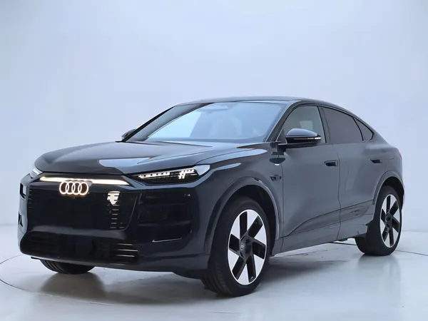 2026 Audi Q6L e-tron Sportback First Edition Pilot
