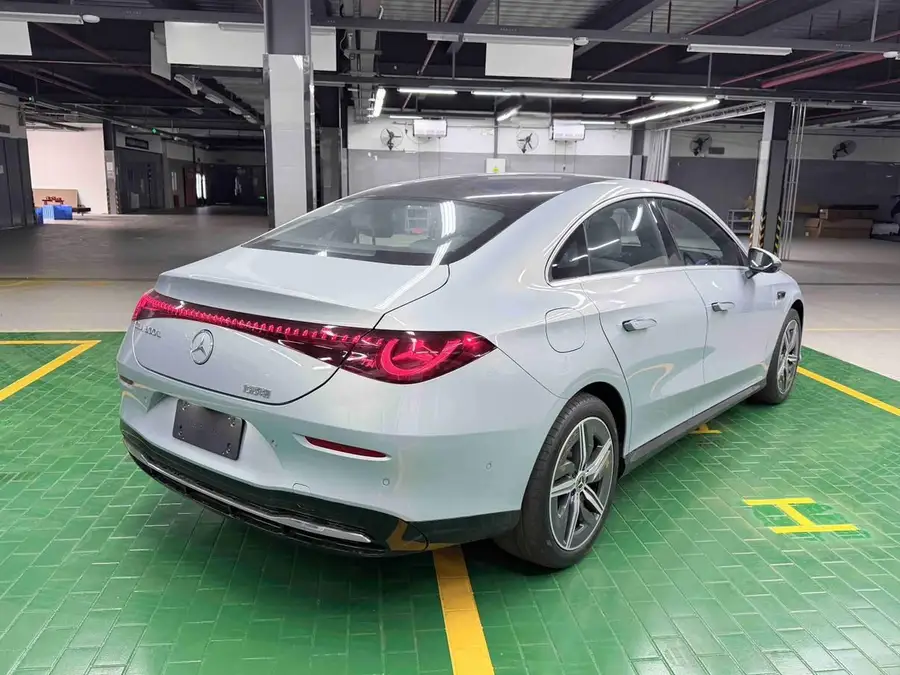 2025 Mercedes-Benz CLA EV 300L Extra Long Range Edition 3