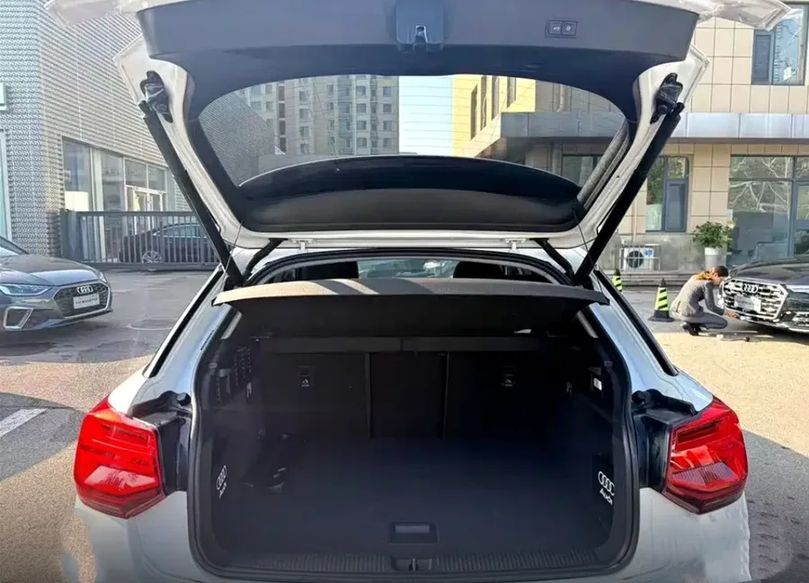 2022 Audi Q2L 35 TFSI Fashion Dynamic China VI 5