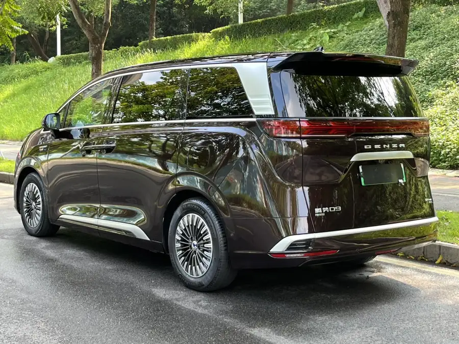 2026 Denza D9 2nd Gen EV AWD Flash-Charge Flagship Edition 2