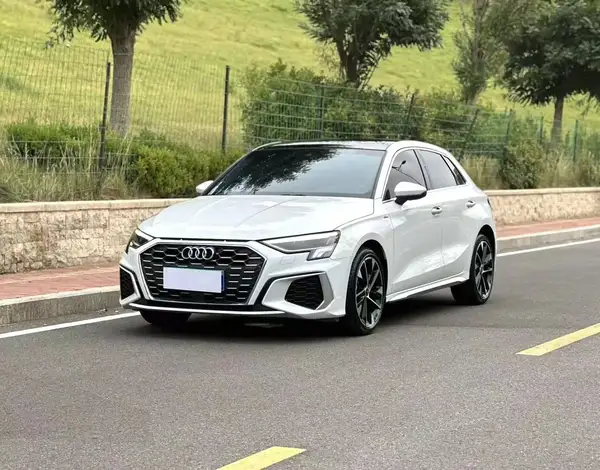 2022 Audi A3 Sportback 35 TFSI Luxury Sport Edition