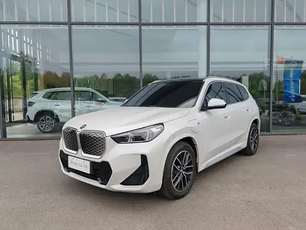 2023 BMW iX1 eDrive25L M Sport Package