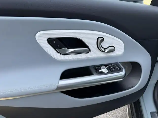 2025 Mercedes-Benz CLA New Energy 300L Ultra Long Range Edition 3