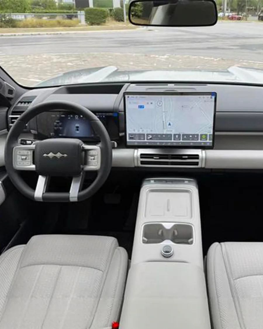 2025 TITAN 7 190KM 4WD Ultra Edition 4