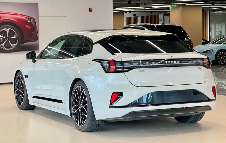 2025 Zeekr 001 YOU Edition 100kWh 4WD 2