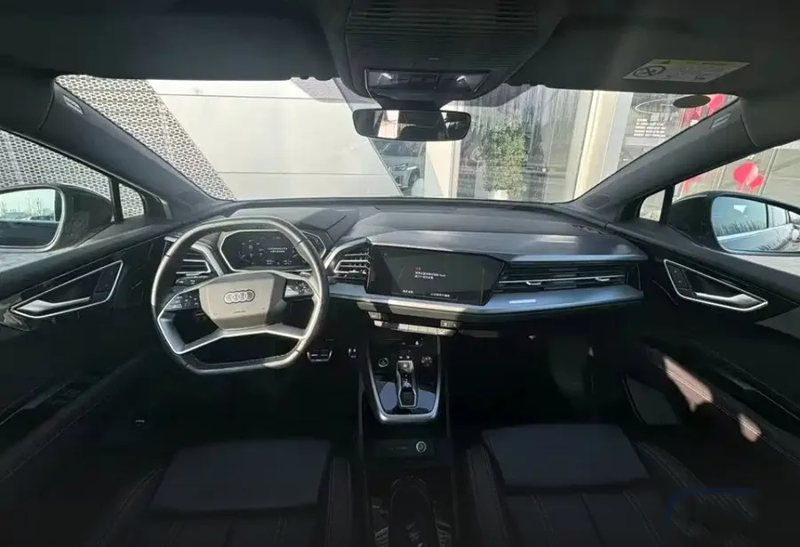 2024 Audi Q4 e-tron 40 e-tron Creation Edition 2