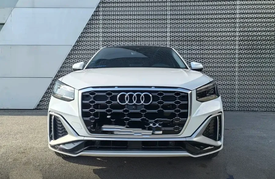 2023 Audi Q2L 35 TFSI Fashion Dynamic 3