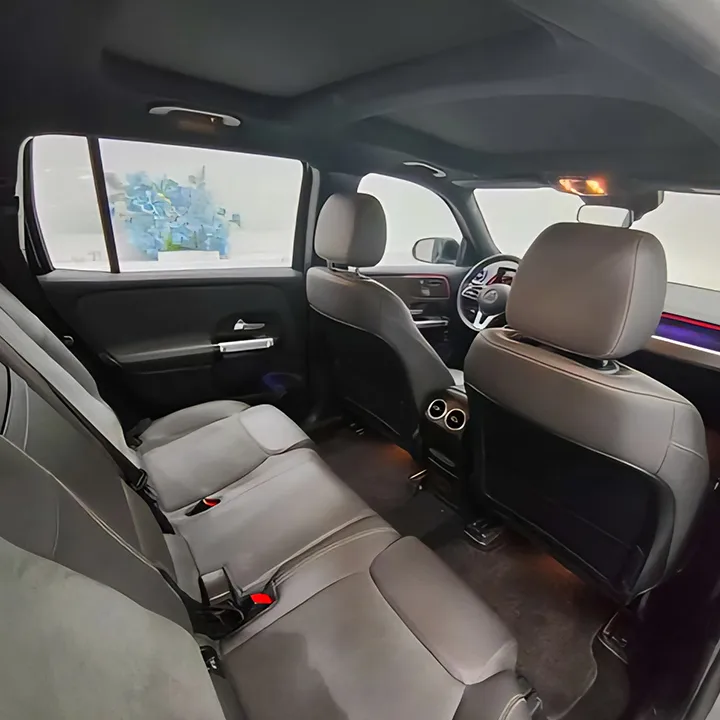2022 Mercedes-Benz EQB 350 4MATIC 5