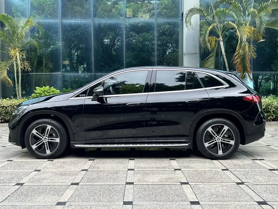 2023 Mercedes‑Benz EQE SUV 350 4MATIC Pioneer Version 2