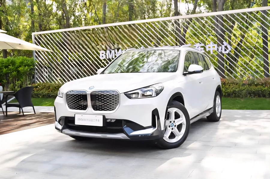 2025 BMW iX1 eDrive25L M Sport Package