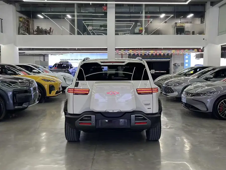 2025 BYD Titanium 3 501KM 4WD Ultra Edition 2
