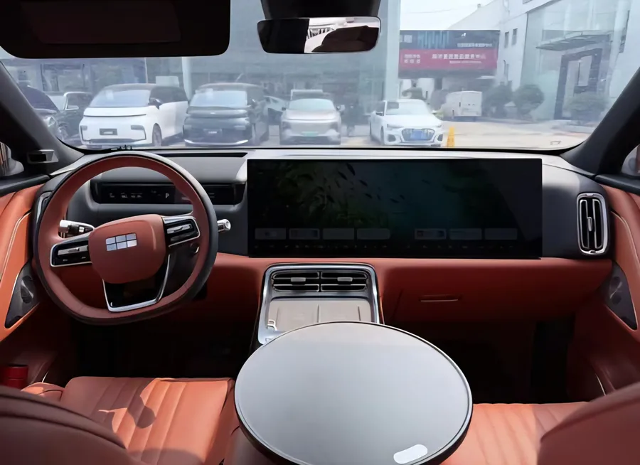 2025 Geely Galaxy M9 210km 4WD Pilot Edition 4