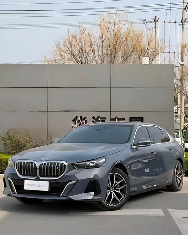 2024 BMW i5 eDrive 35L M Sport Package