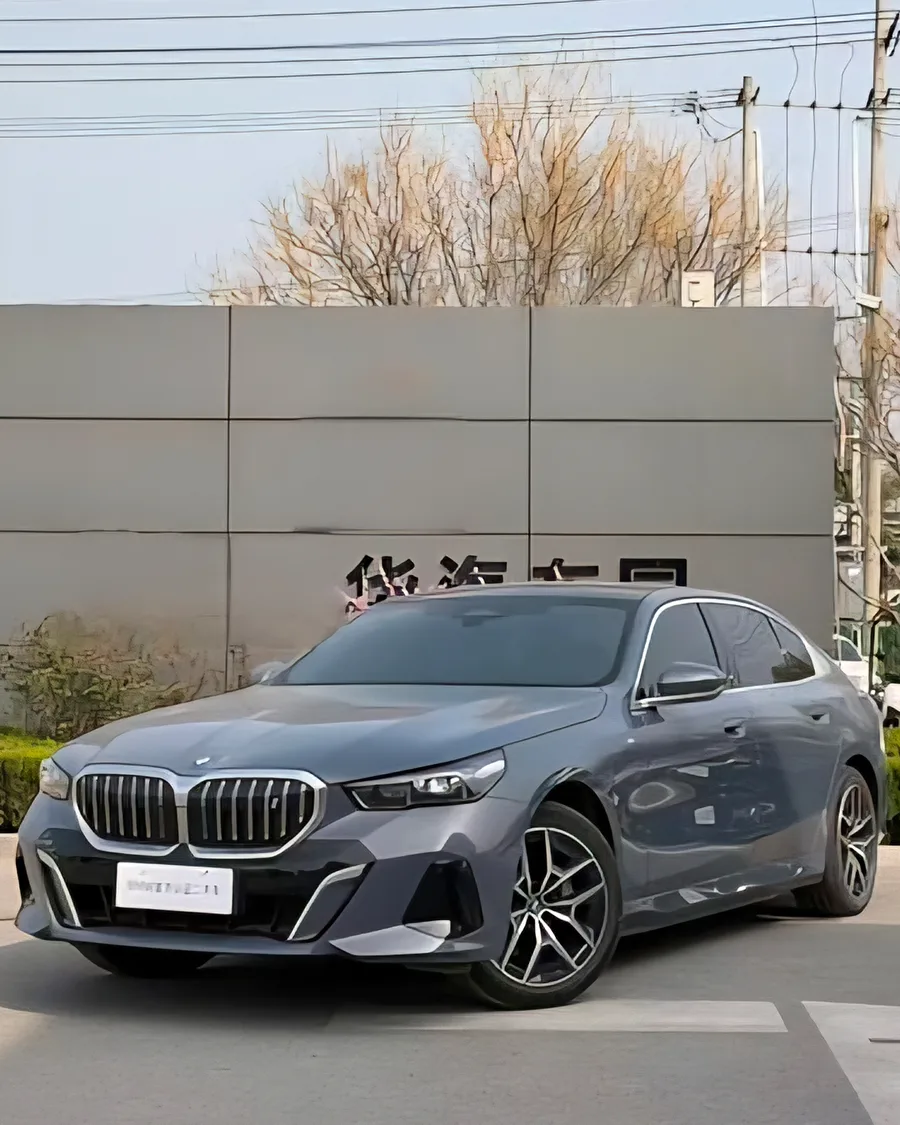 2024 BMW i5 eDrive 35L M Sport Package