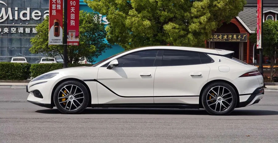 2024 Denza Z9GT 630 4WD Pro Edition 3