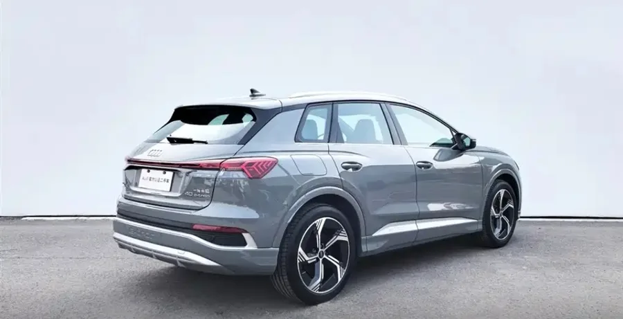 2024 Audi Q4 e-tron 40 e-tron Pioneer Edition 3