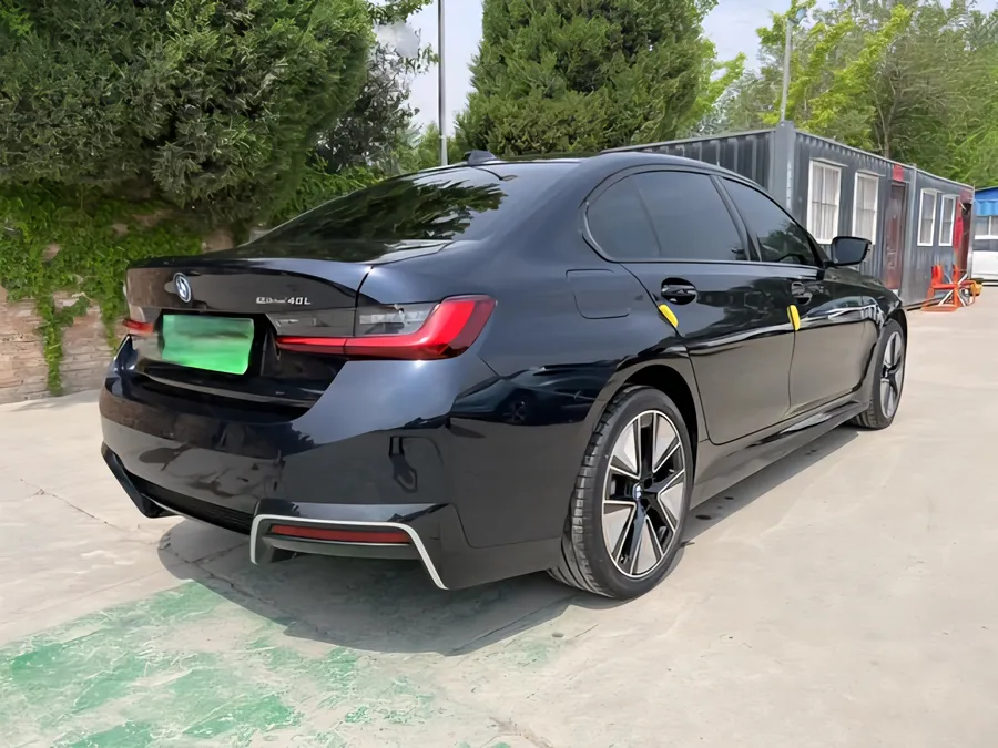 2025 BMW i3 eDrive 40 L Night Sport Package 3