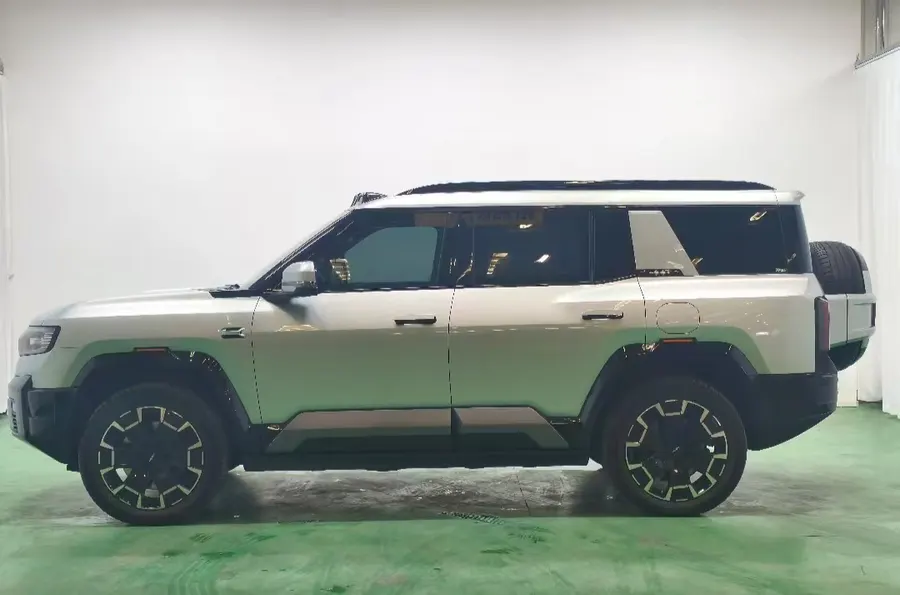 2025 Fangchengbao Bao 8 Intelligent Flagship Drone Edition 6-Seater 3