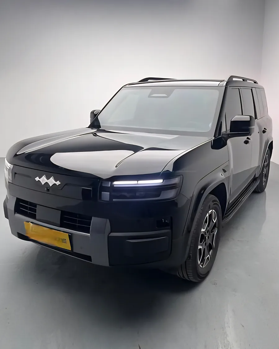 2025 TITAN 7 135KM 2WD Pro Edition