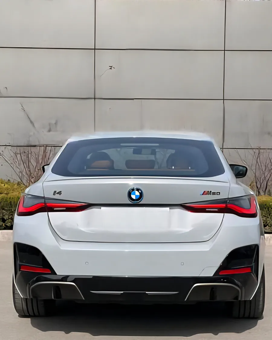 2022 BMW i4 M50 3
