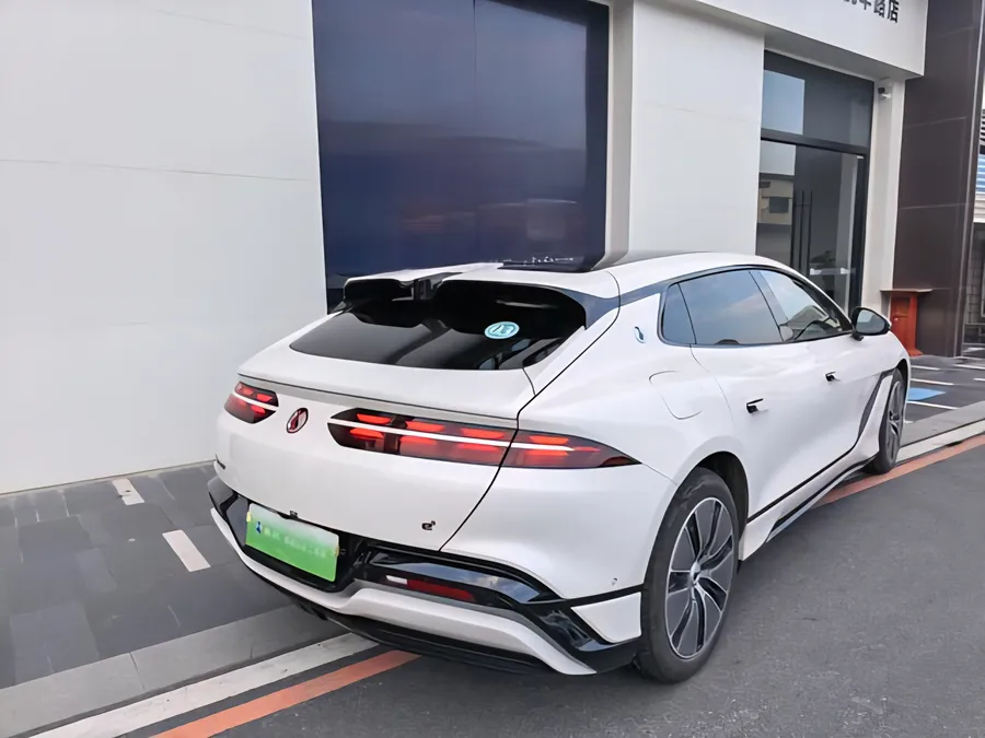 2024 Denza Z9GT 1100 4WD Max Edition 3
